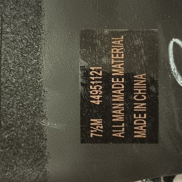 NWT. Leopard slide sandals 7.5 - Picture 8 of 8